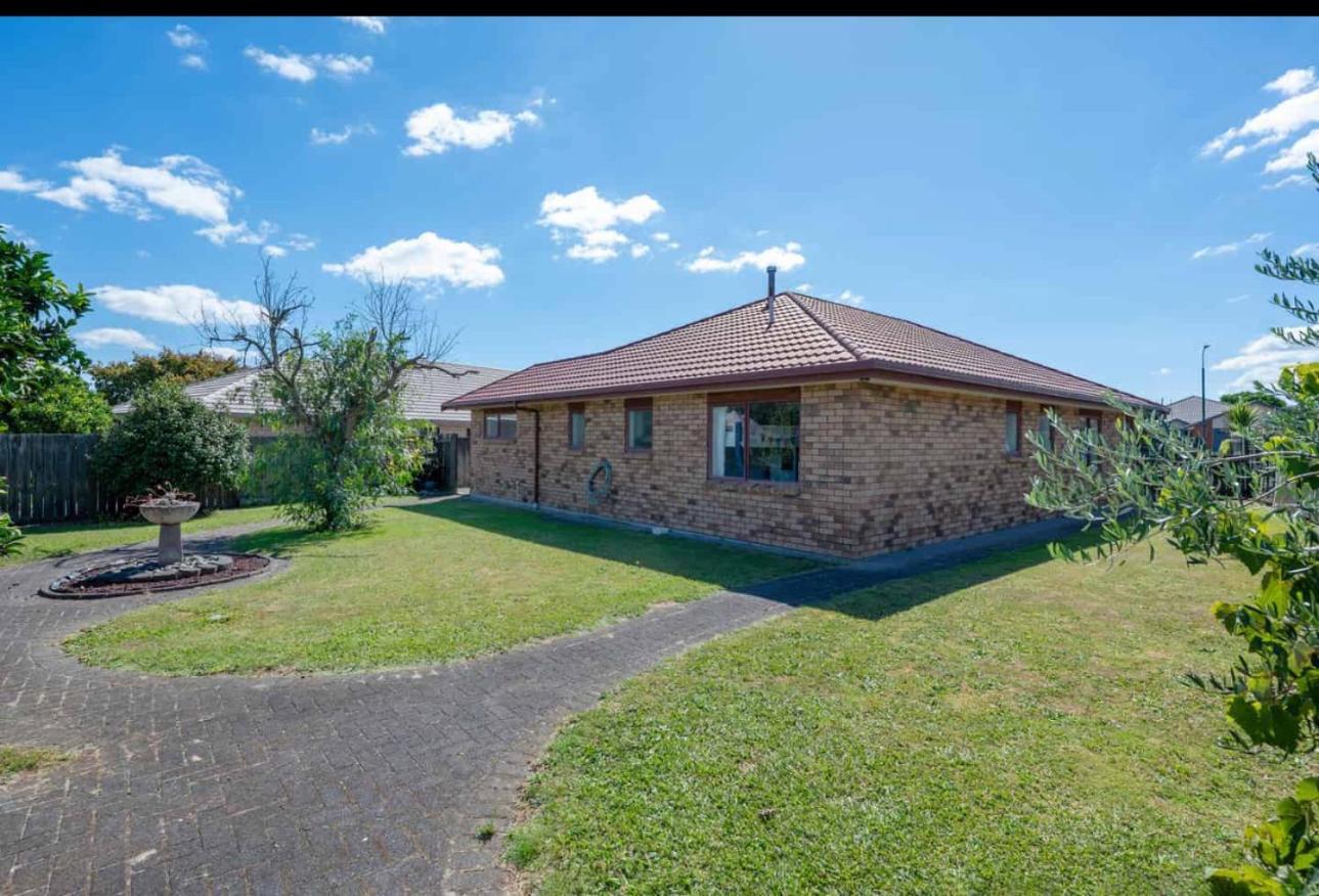 The Ocean Dream Villa Rotorua Exterior photo